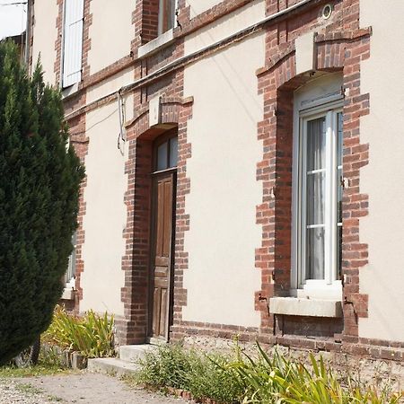 Logement Cosy Avec Stationnement Gratuit Troyes Exterior foto